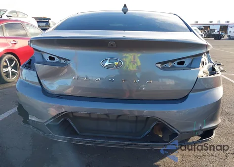 2019 Hyundai Elantra Sel z USA, uszkodzony, nr VIN 5NPD84LF6KH408428